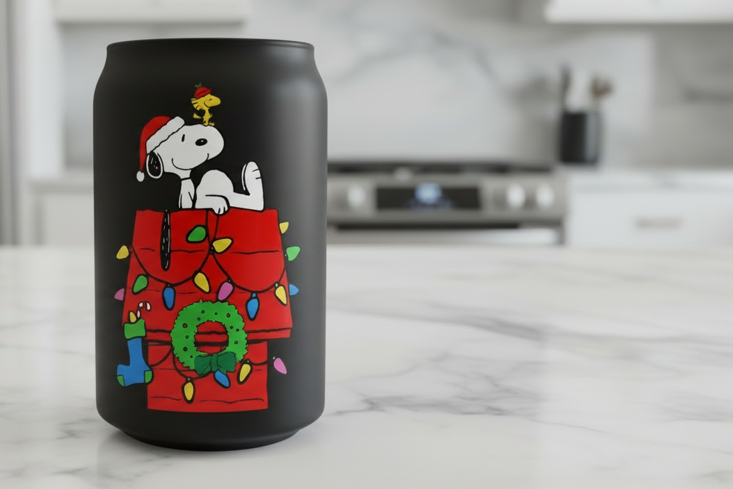 Snoopy Red House - UVDTF Wrap for cups/hard surfaces sticker