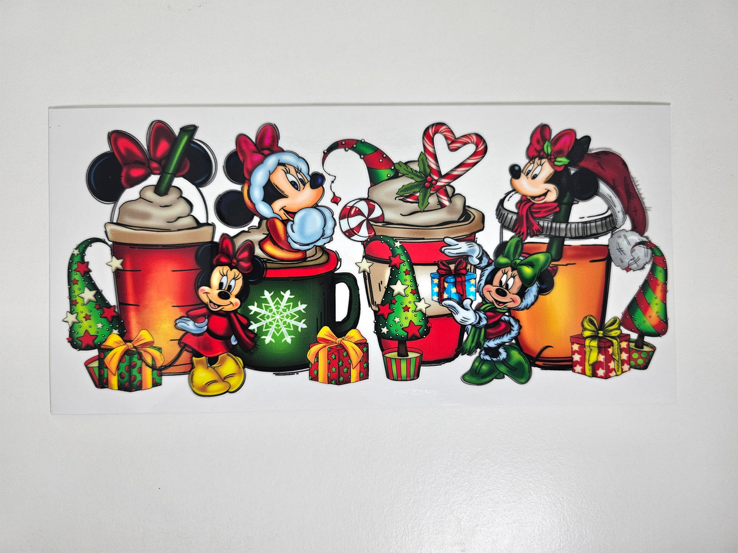 Minnie Xmas Cups - UVDTF Wrap for cups/hard surfaces sticker
