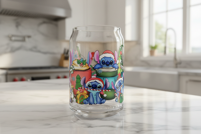 Vasos navideños con puntadas UVDTF