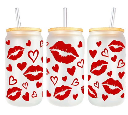 Envoltura UVDTF de labios y corazones rojos