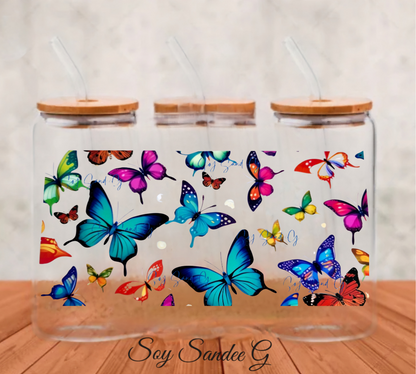 Envoltura UVDTF con mariposas brillantes