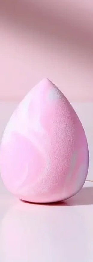 Medium Makeup Sponge - 1 piece