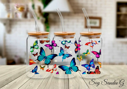 Envoltura UVDTF con mariposas brillantes