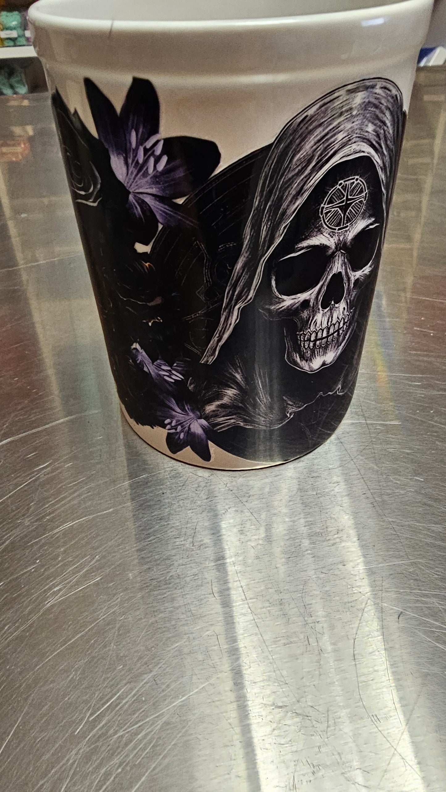 Gothic Skull &amp; Black Roses - UVDTF Wrap for cups/hard surfaces sticker