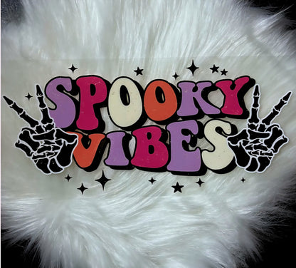 Vibraciones espeluznantes UVDTF